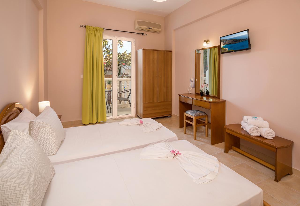 Mare Blu Studios & Suites Laganas Exteriör bild